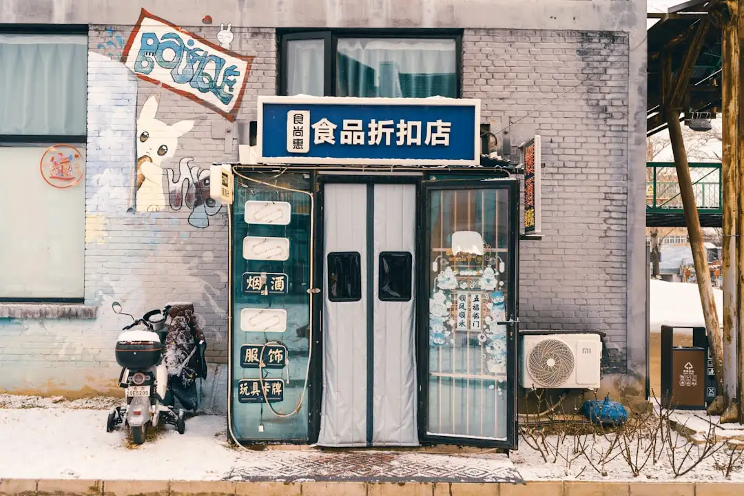 2024年上海广告字市场主流材质盘点：亚克力字与烤漆字选购要点正文配图 2